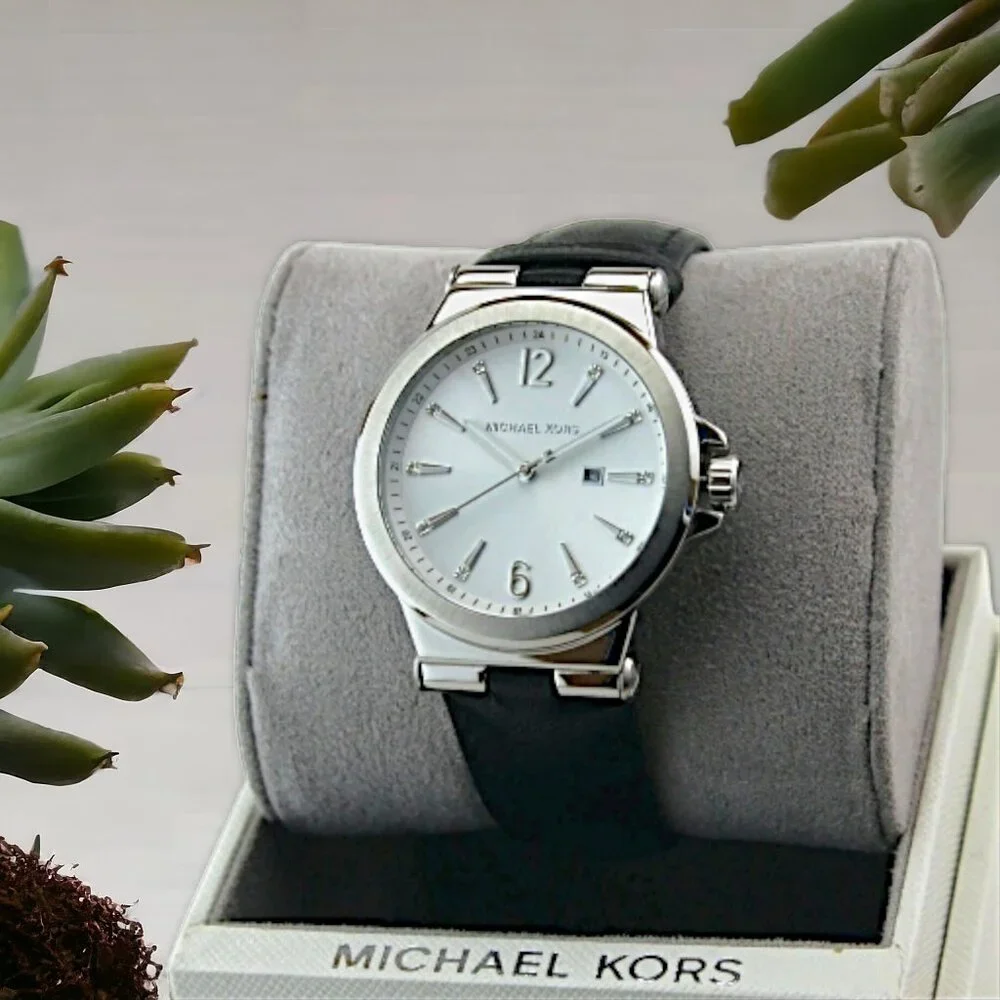 MICHAEL KORS Leather Dylan Watch